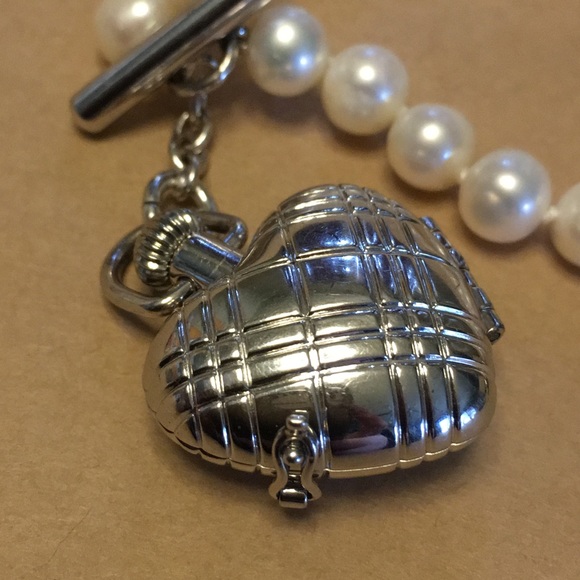 Burberry Pearl Watch with Mother of Pearl New 925 - Picture 8 of 8